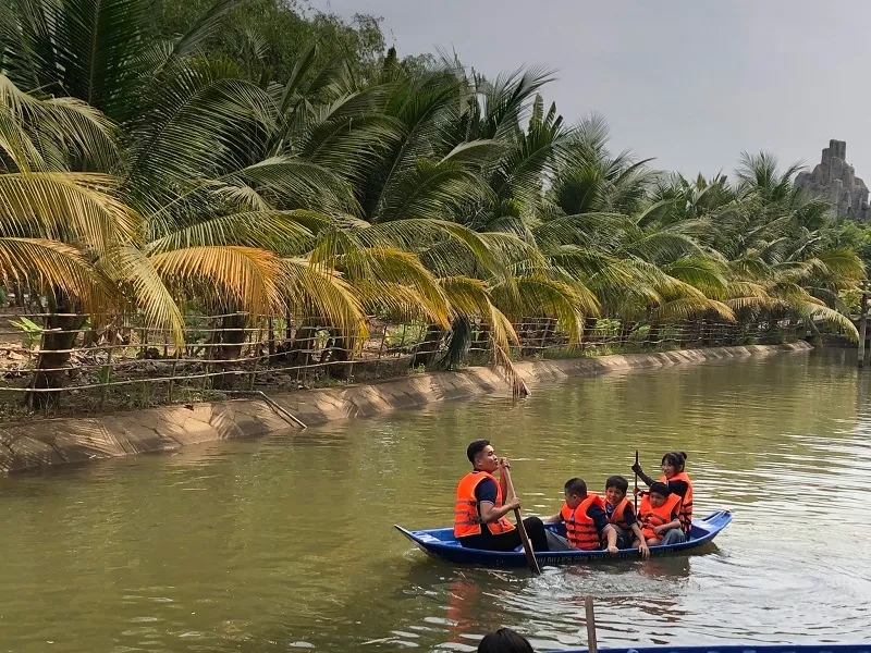 Khu du lịch Song Long, một miền Tây xanh giữa lòng Thủ Đức