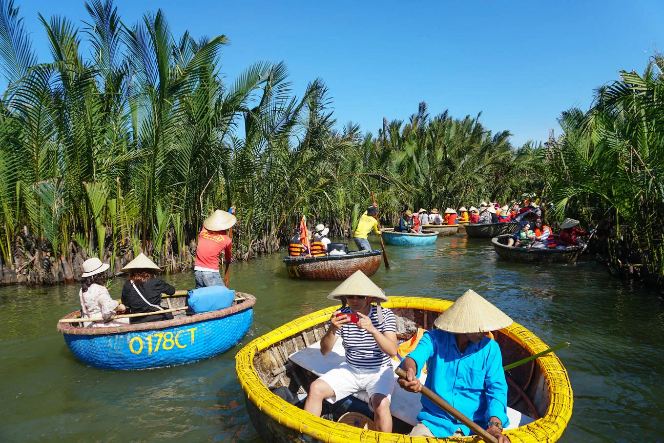 Khu sinh thái rừng dừa Bảy Mẫu Hội An – Thích thú trải nghiệm múa thúng trên sông