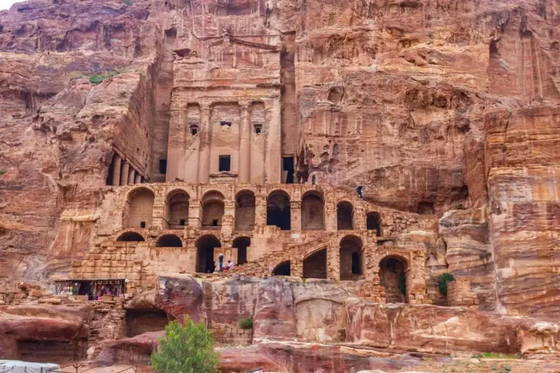 Kỳ quan thế giới hiện đại thành phố Petra Jordan cổ kính