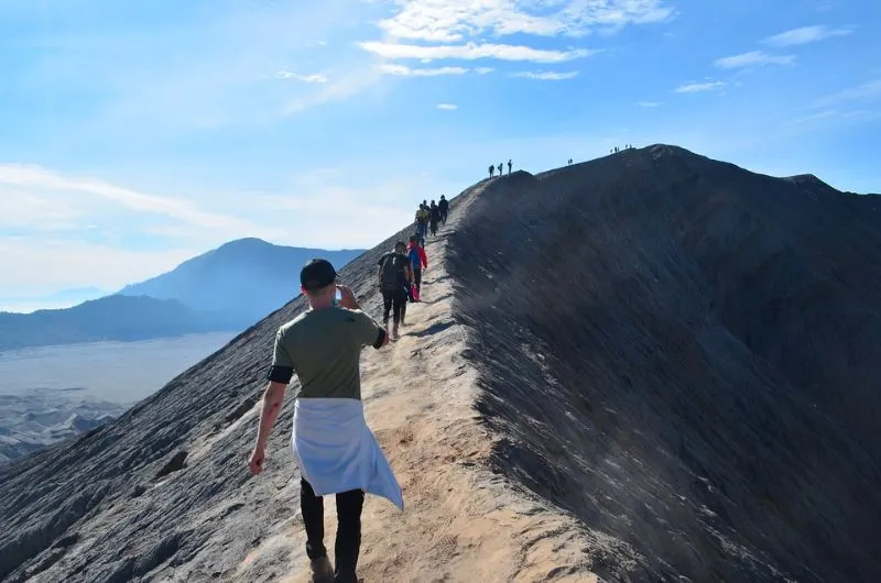 Kỳ vĩ núi lửa Bromo ở phía đông đảo Java Indonesia