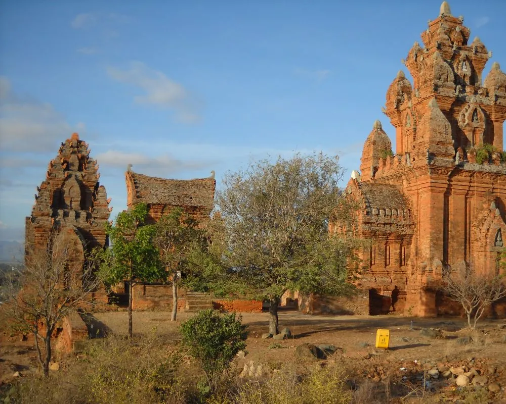 Lịch trình khám phá Phan Rang Tháp Chàm thú vị cho hội bạn thân