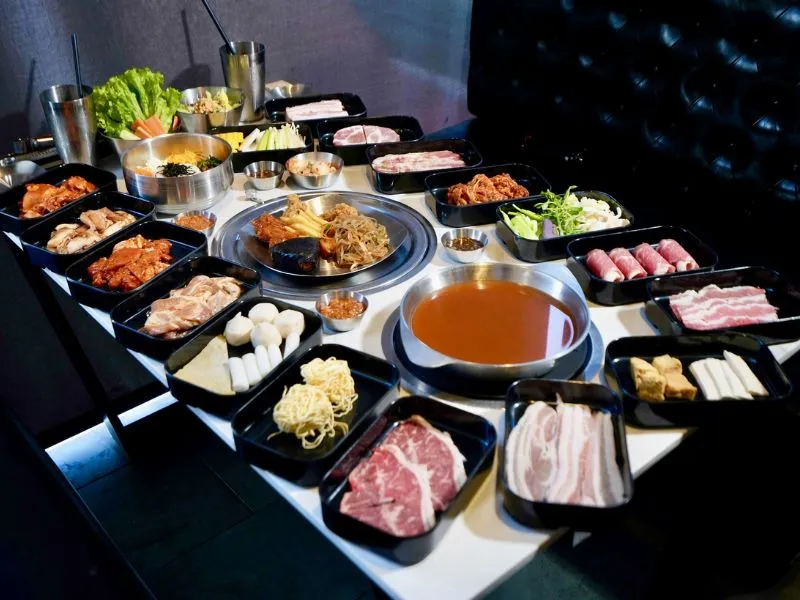 Meat and Meet – Xập xình nhà hàng buffet chuẩn vị Hàn Quốc