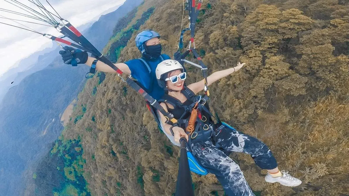 Mebayluon Paragliding sẽ mang lại cho bạn những khoảng khắc tuyệt vời