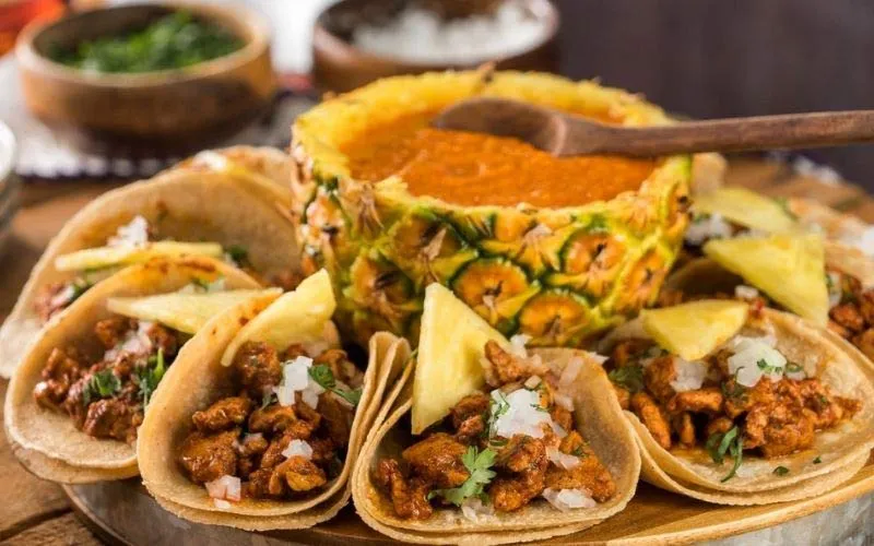 Món bánh Tacos có gì hấp dẫn mà lại hot rần rần trên Tiktok?