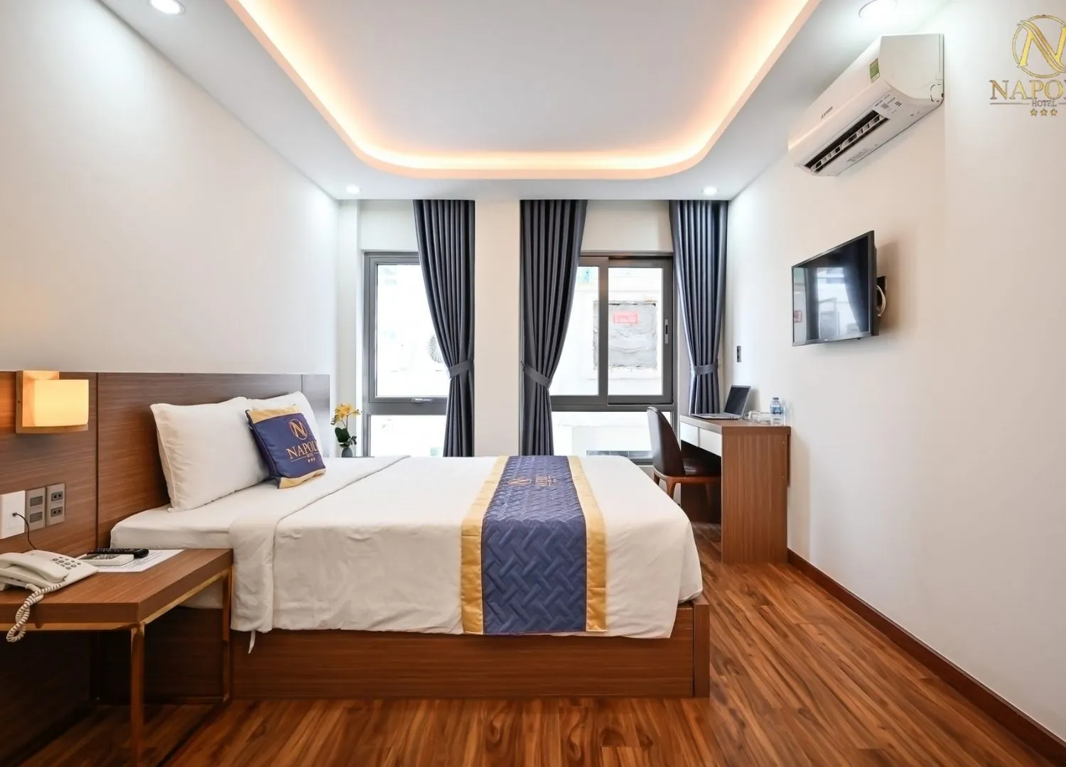 Napoly Hotel, vẻ đẹp tinh khiết hài hòa cùng kiến trúc hiện đại