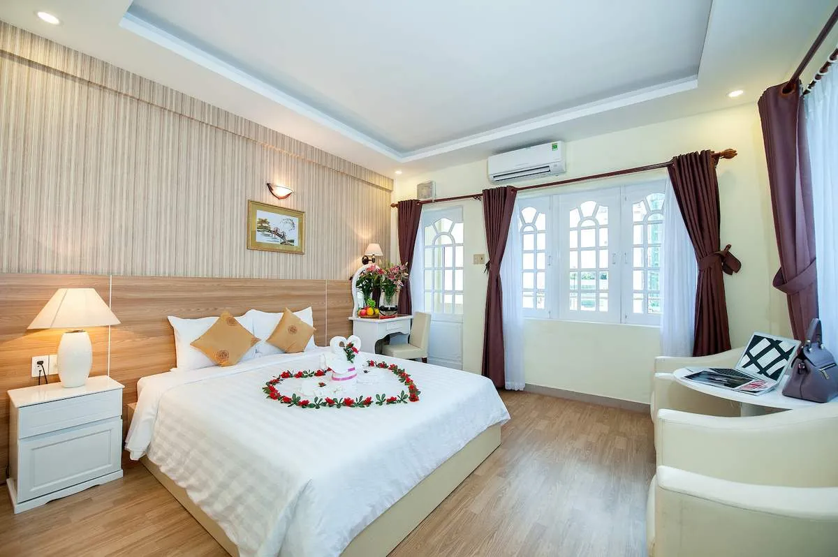 Nghỉ ngơi tại Palm Beach Hotel – Sự lựa chọn lí tưởng cho kì nghỉ ở Nha Trang