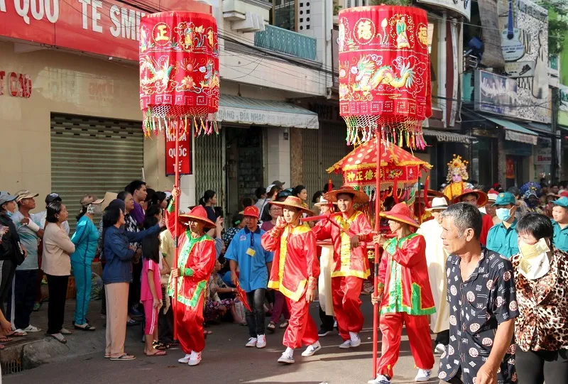 Nguồn gốc lễ hội Nghinh Ông tưng bừng không gian văn hóa Phan Thiết