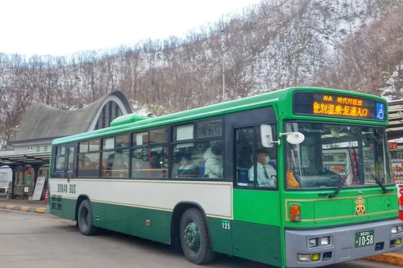 Noboribetsu, thị trấn suối nước nóng Địa ngục tại Hokkaido