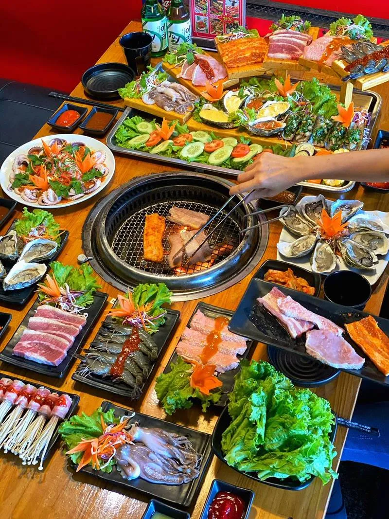 Phá đảo ẩm thực tại top 5 nhà hàng buffet Quy Nhơn ngon hết nấc