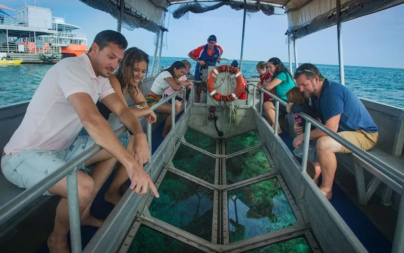 Rạn san hô Great Barrier, tạo tác ngoài khơi xa Queensland