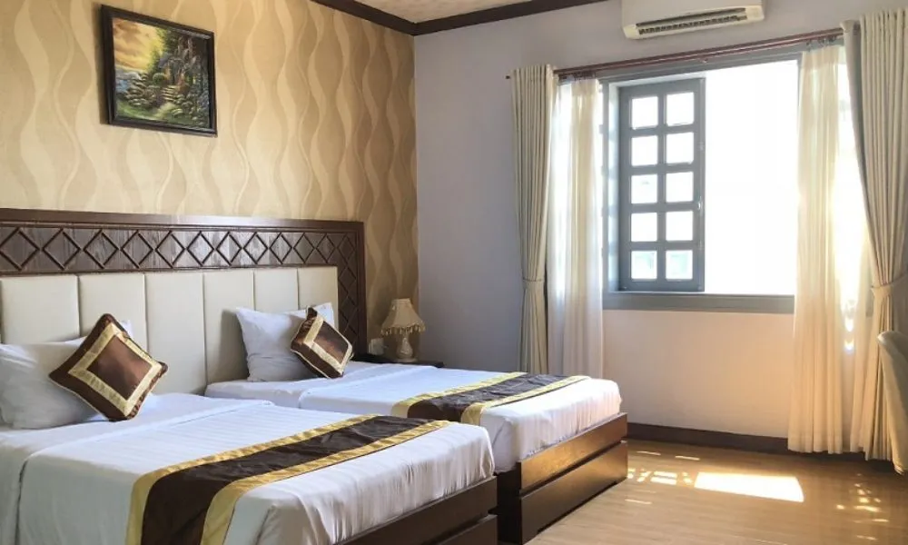 Rembrandt Hotel Nha Trang mang phong cách châu Âu cổ kính