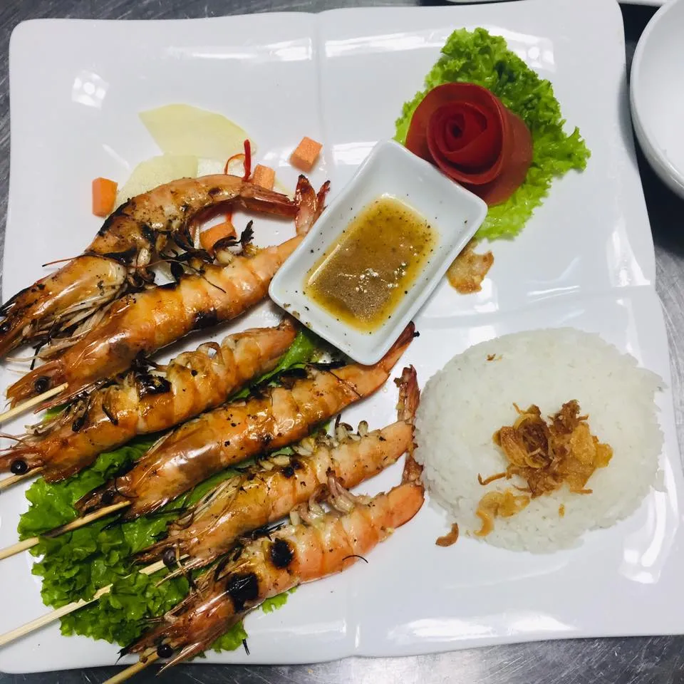 Restaurant & Bar Hồng Phúc II Hoi An – Nhà hàng ngon giá rẻ được đánh giá cao ở phố Hội