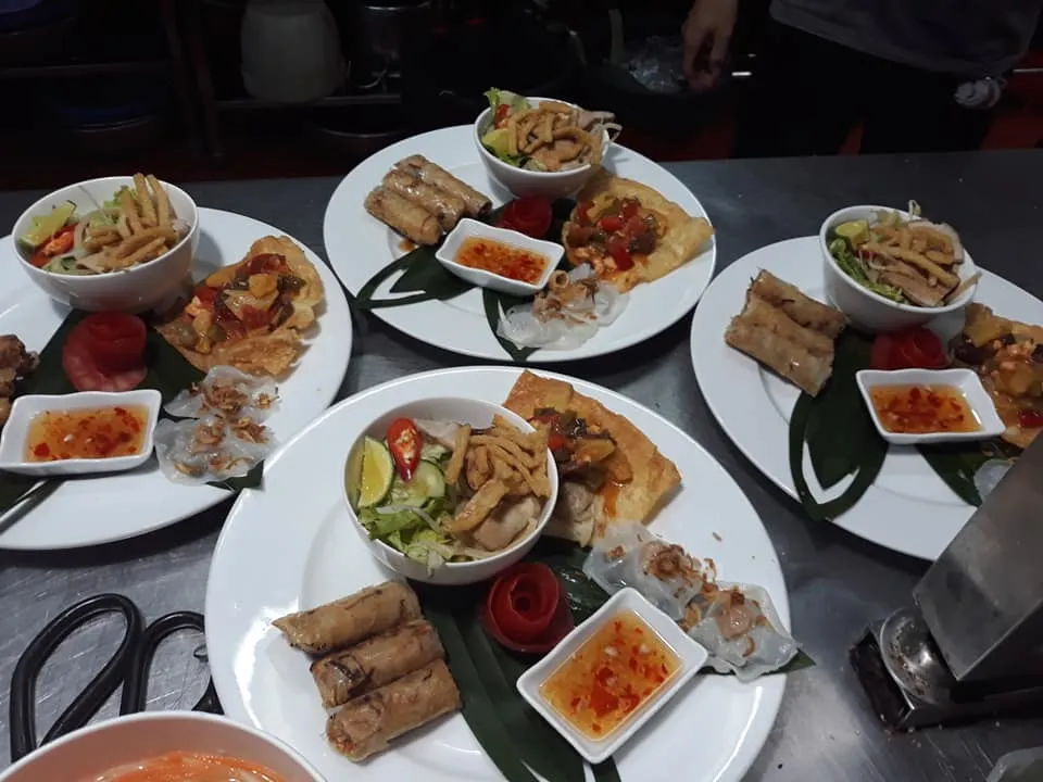 Restaurant & Bar Hồng Phúc II Hoi An – Nhà hàng ngon giá rẻ được đánh giá cao ở phố Hội