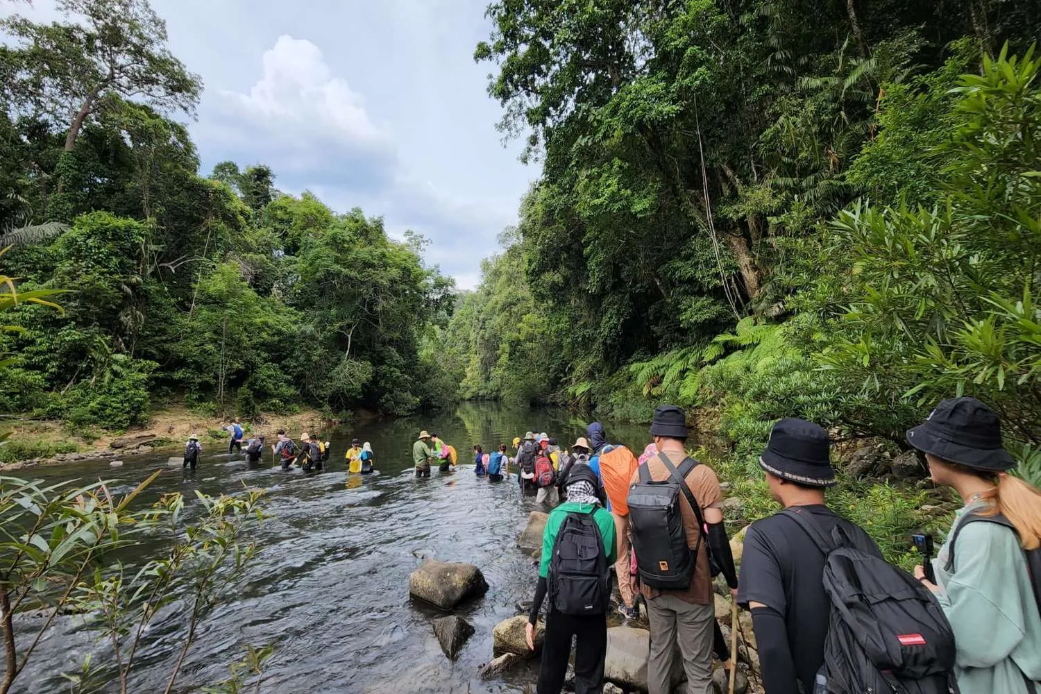 Review Trekking thác K50 chi tiết đến từ cô nàng Gen Z Mỹ Linh