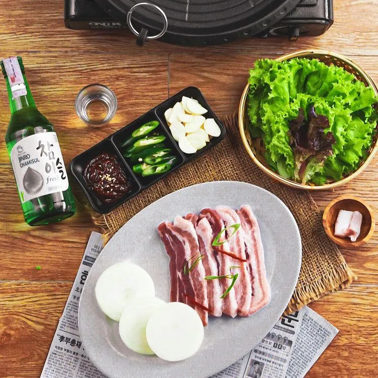 Say đắm hương vị Samgyeopsal trứ danh xứ sở kim chi