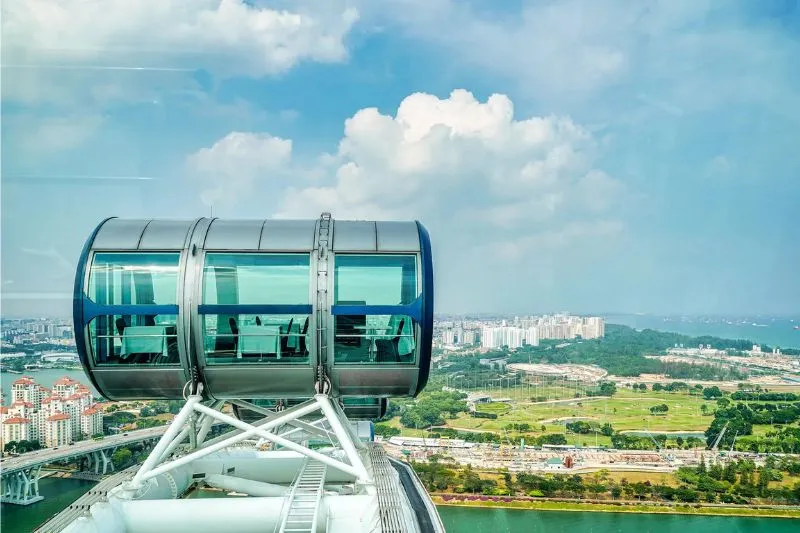 Singapore Flyer vòng quay ngắm cảnh lớn nhất châu Á