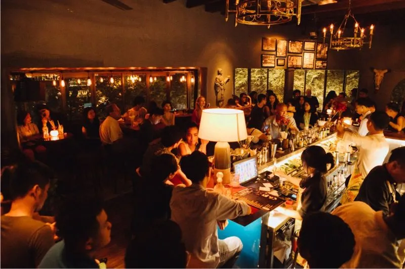 Tận hưởng cuối tuần với top 6 Speakeasy bar ẩn mình giữa Sài Gòn