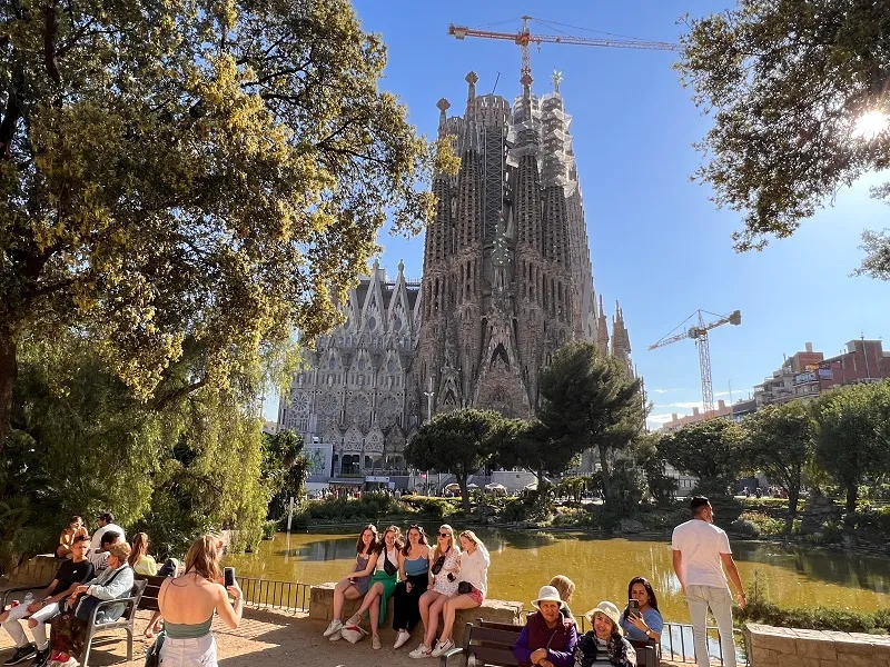 Thánh đường Sagrada Familia kiệt tác kiến trúc tại Tây Ban Nha