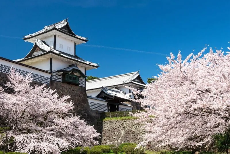 Thành phố Kanazawa, nơi ôm ấp nhiều nét đẹp cổ kính pha lẫn hiện đại