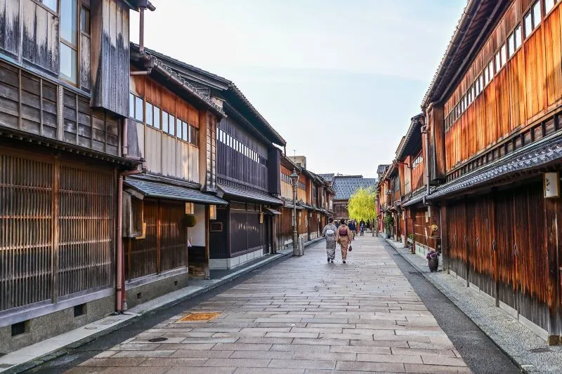 Thành phố Kanazawa, nơi ôm ấp nhiều nét đẹp cổ kính pha lẫn hiện đại