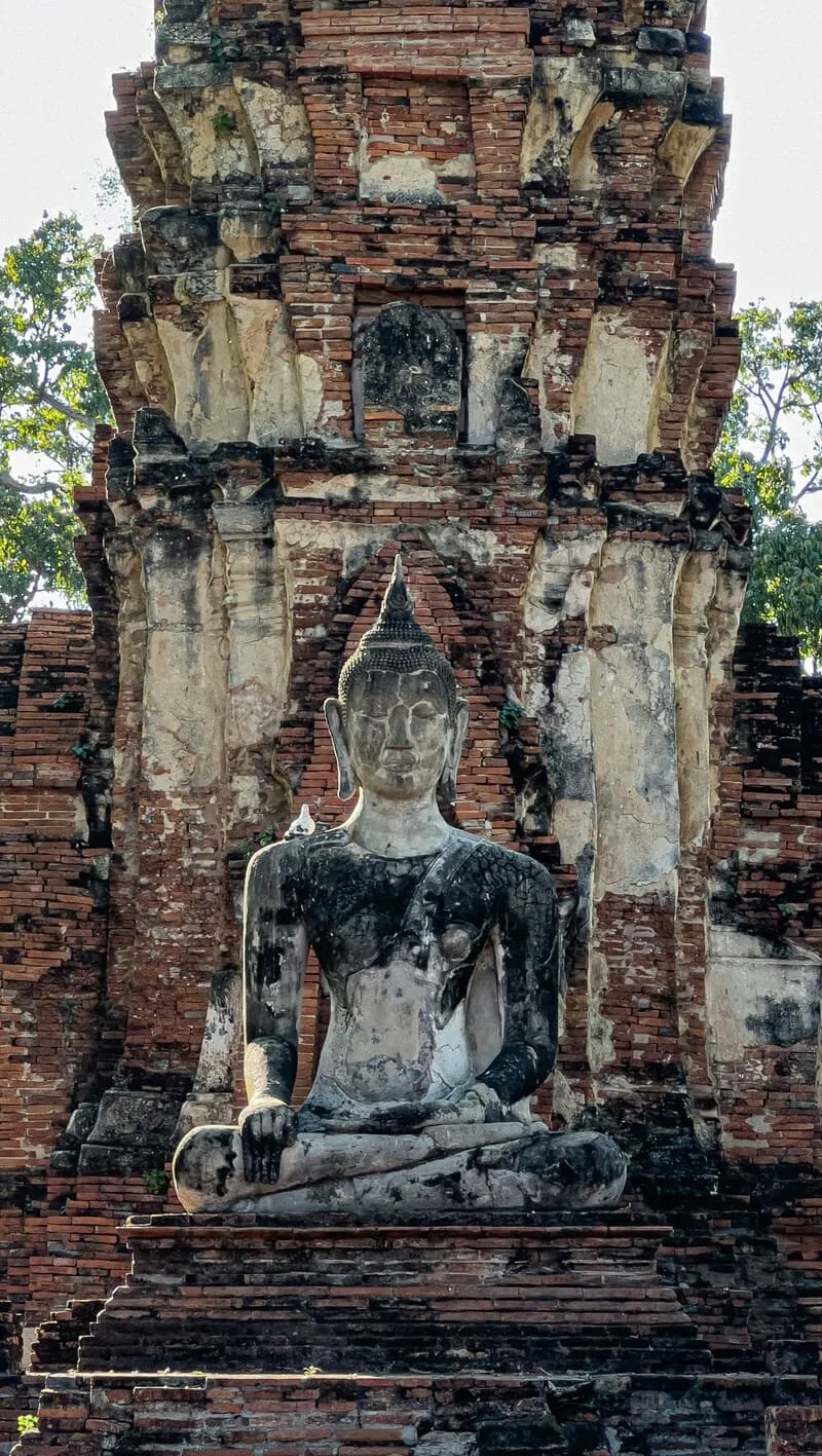 Theo dòng lịch sử khám phá Wat Mahathat tại Ayutthaya