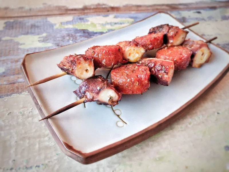 Thưởng thức Yakitori, nhấm nháp trọn vẹn tinh hoa ẩm thực đường phố Nhật Bản