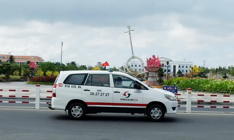 Tổng hợp các Số Điện Thoại hãng Taxi Hội An