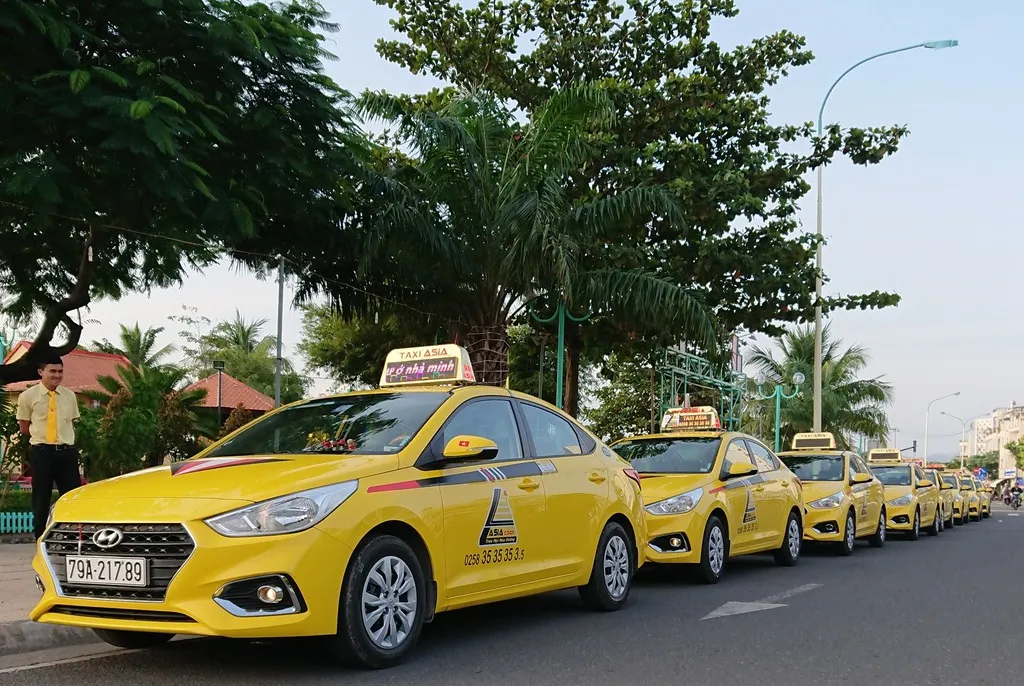 Top 10 hãng taxi Cam Ranh nổi tiếng, đưa đón từ sân bay về tận nơi