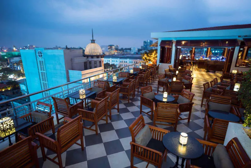 Top 10 Skybar Saigon view đẹp, cực chill và lãng mạn