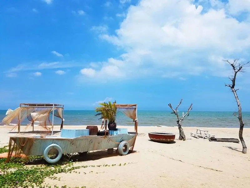 Top 8 bãi biển Phan Thiết, Mũi Né lý tưởng để trốn nóng ngày hè