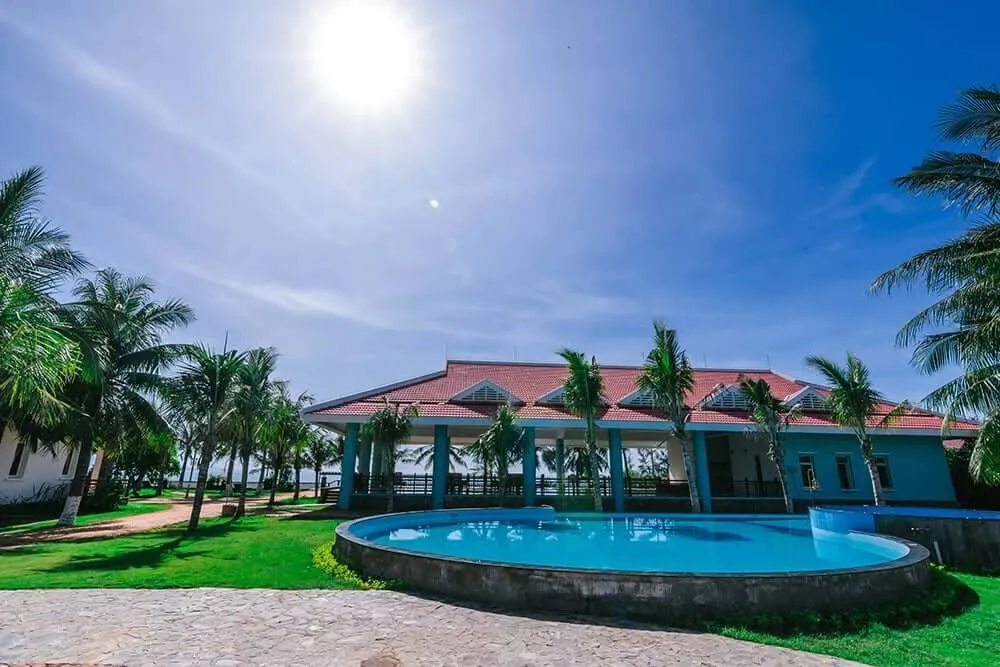 Top resort Ninh Thuận đẹp, giá tốt và gần biển nhất