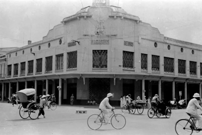 Tràng Tiền Plaza, trung tâm mua sắm sầm uất bậc nhất Hà Nội