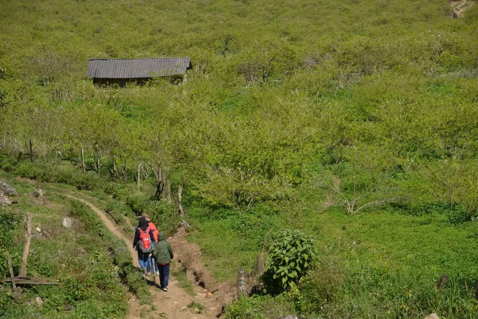 Trekking Mu Náu – Phiêng Cành trên nóc nhà Mộc Châu