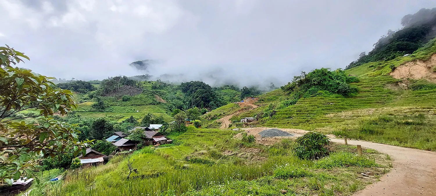 Trekking núi Ngọc Linh, khám phá chốn linh thiêng của người Xê Đăng