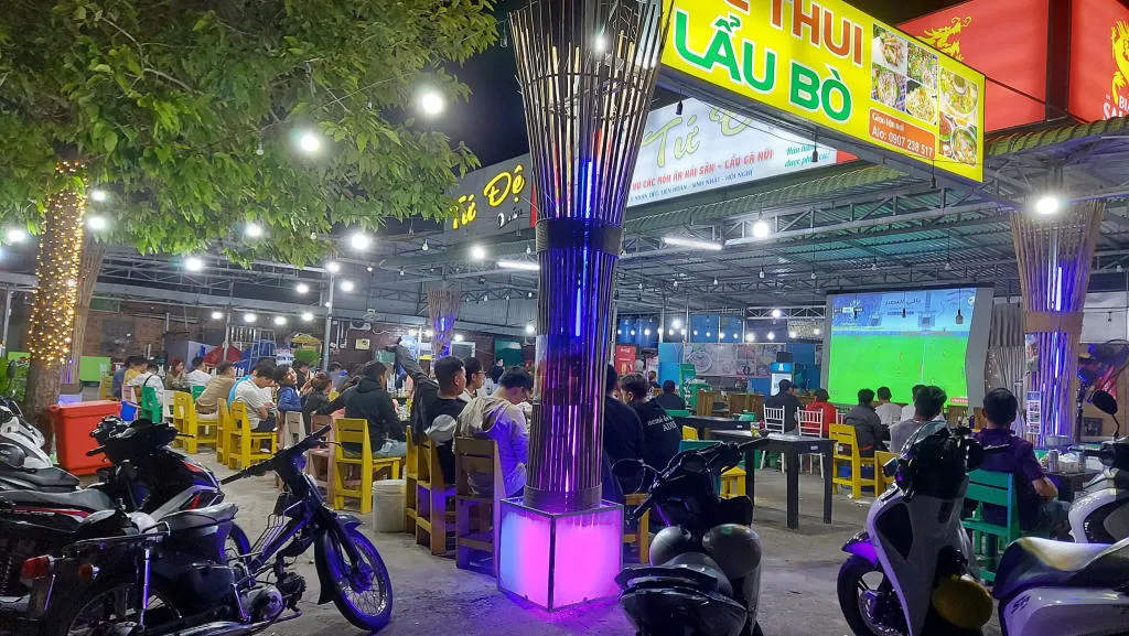 Tứ Đệ Food and Beer, thiên đường ẩm thực tại Long Xuyên