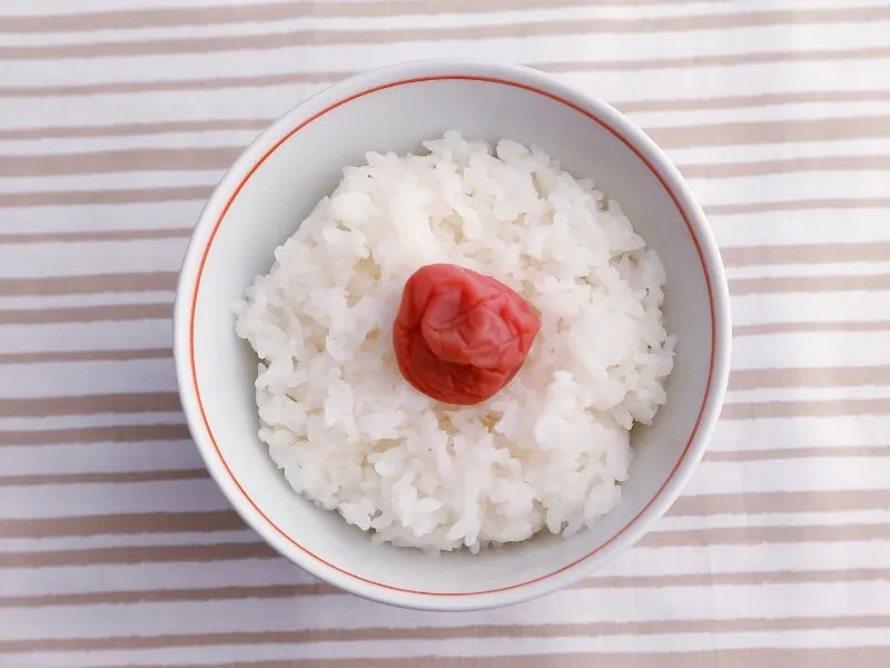 Umeboshi, món mơ muối chua chua mặn mặn khiến bạn u mê