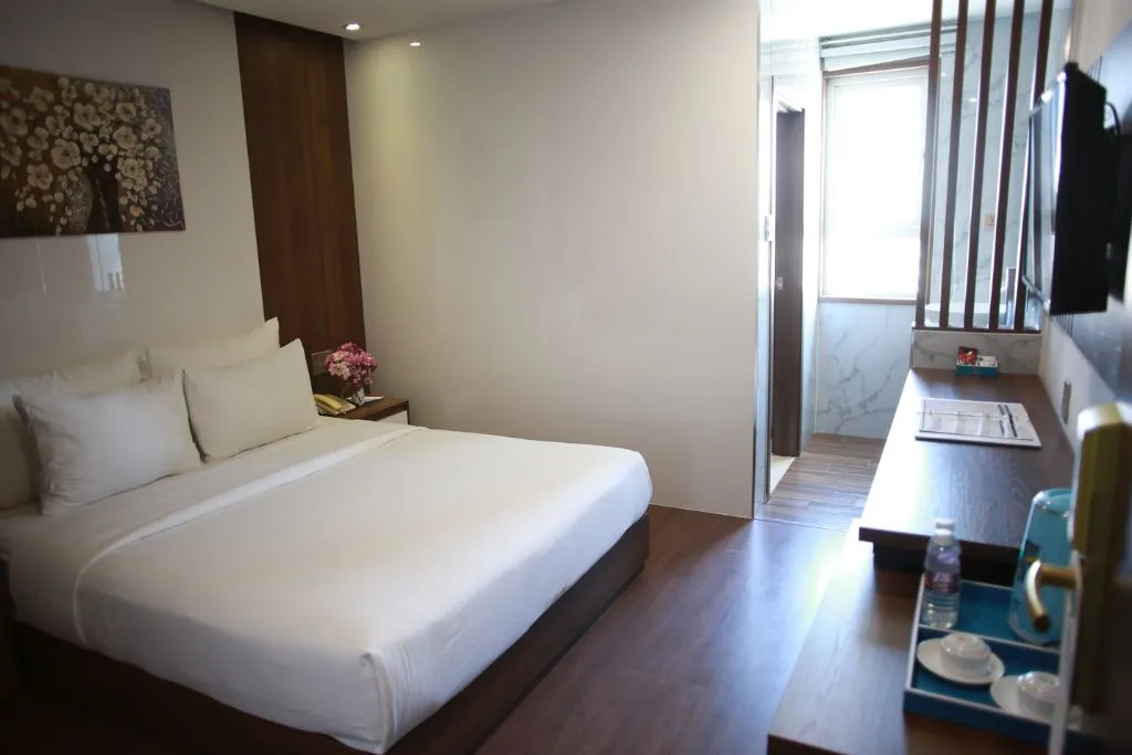 Vẻ đẹp trang nhã của Gold Hotel giữa lòng thành phố biển