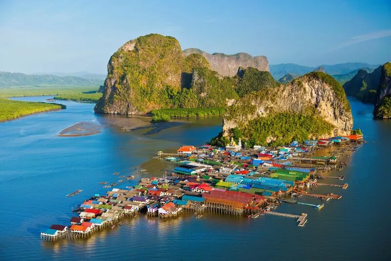 Vịnh Phang Nga nơi biển cả hòa quyện với bầu trời Thái Lan